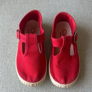 Cienta Red Canvas T-Strap Sandals for Kids
